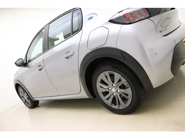 Peugeot e-208 EV Active Pack 50 kWh 2022 Elektrisch 17