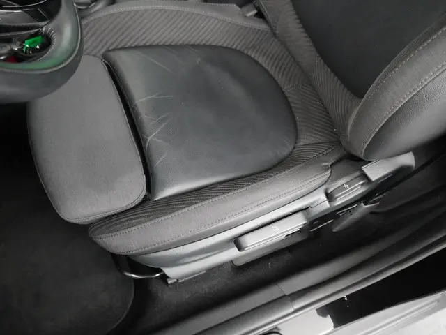 MINI Countryman Cooper Chili 2019 Benzine 13