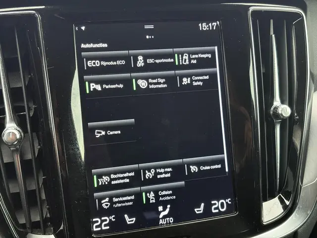 Volvo V60 2.0 B3 Momentum Business 2022 Benzine 19