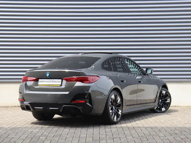 BMW i4 eDrive40 2025 Elektrisch 2