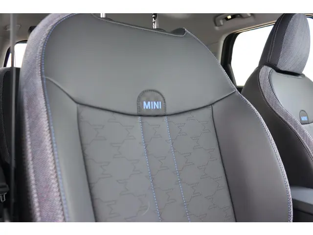 MINI Countryman C Aut. 2024 Benzine 11
