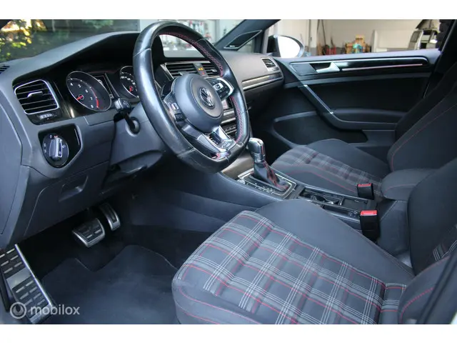 Volkswagen Golf 2.0 TSI GTI 2013 Benzine 20