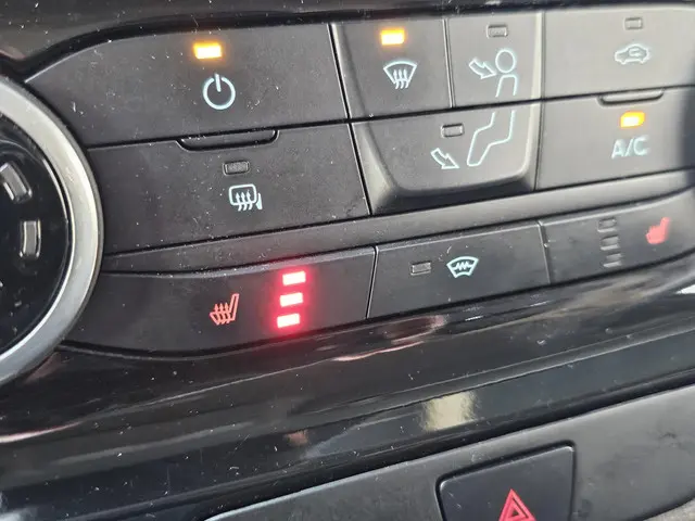 Ford Transit Custom 320 2.0 TDCI L1H1 Sport 2022 Diesel 24