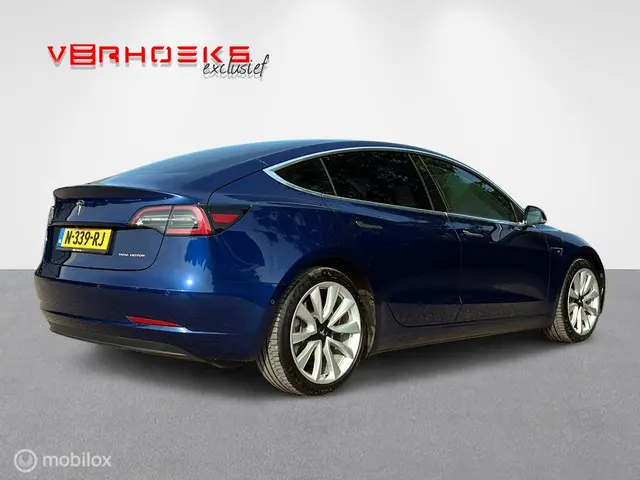 Tesla Model 3 Long Range AWD 75 kWh 2019 Elektrisch 4