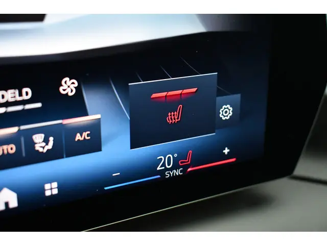 BMW 1 Serie 120 M-Sport 2024 Benzine 24