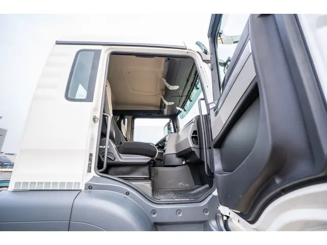MAN TGS 33.470 BB - 6.900 km 2020 Diesel 16