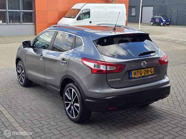Nissan QASHQAI 1.2Tekna✅️Automaat✅️Pano✅️ 2017 Benzine 4