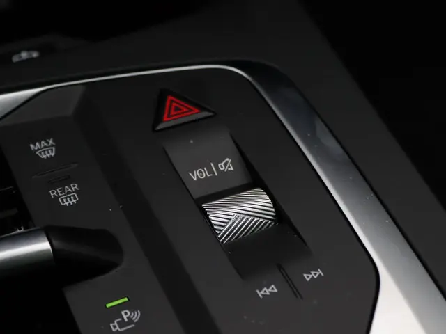 BMW 1 Serie 120 2025 Benzine 27