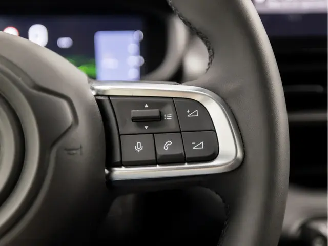 Jeep Avenger 1.2 Altitude Sport 2023 Benzine 22