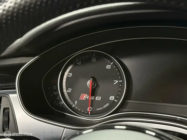 Audi RS6 Avant 4.0 TFSI RS 6 quattro 2014 Benzine 68