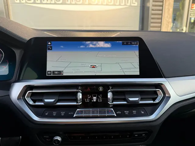 BMW 3 Serie 330i High Executive M Line 2019 Benzine 24