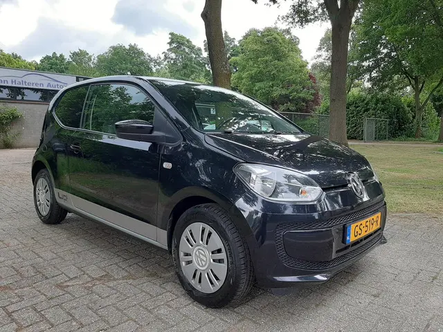 Volkswagen up! 1.0 move up! Airco 2012 Benzine 4