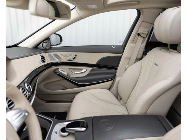 Mercedes-Benz S-Klasse AMG 65 Lang 2016 Benzine 85