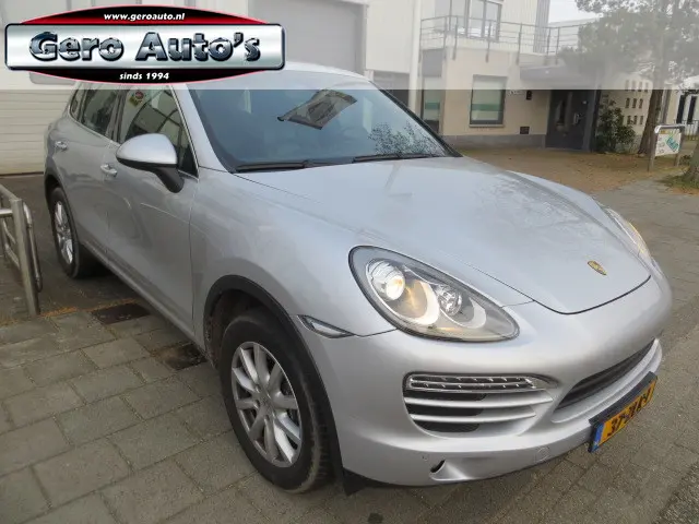 Porsche Cayenne 3.6 nl-auto vol opties 2013 Benzine 5