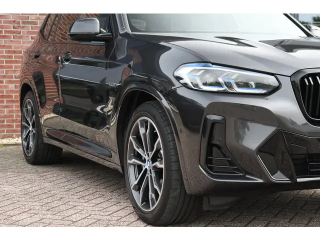 BMW X3 xDrive30e M-Sport 2021 Hybride Benzine 33