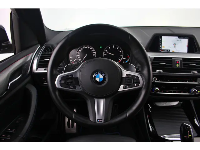 BMW X3 xDrive20i 2019 Benzine 38