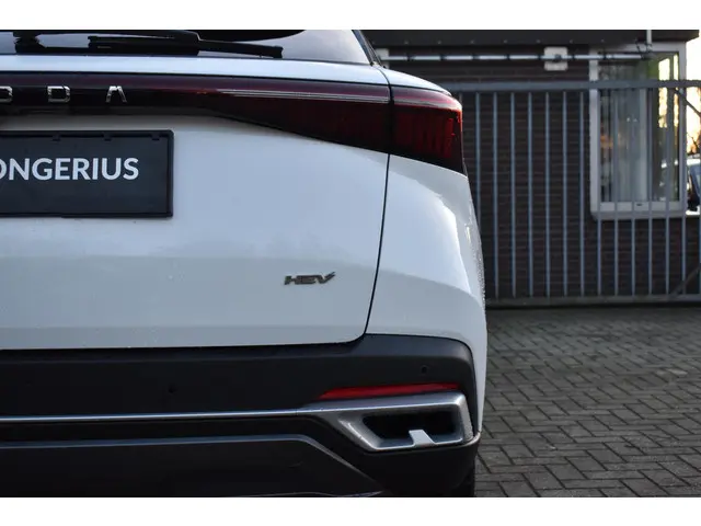 Omoda 5 SHS SHS-H Premium 2025 Hybride Benzine 9