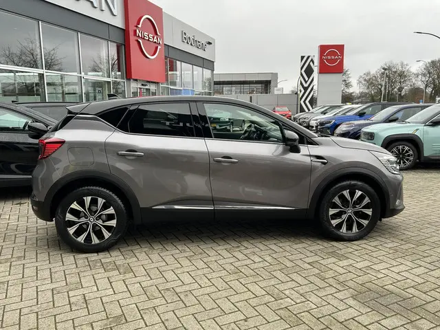 Renault Captur 1.0 TCe 90 techno 2023 Benzine 15
