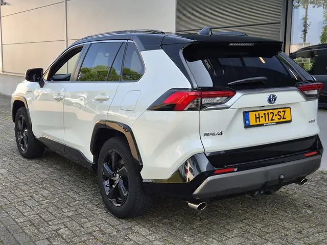 Toyota RAV4 2.5 Hybrid AWD Bi-Tone 2020 Hybride Benzine 8