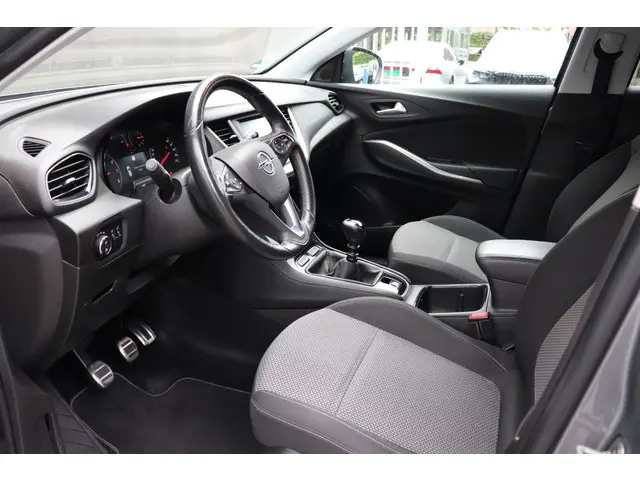 Opel Grandland X 1.2 Turbo 2017 Benzine 11