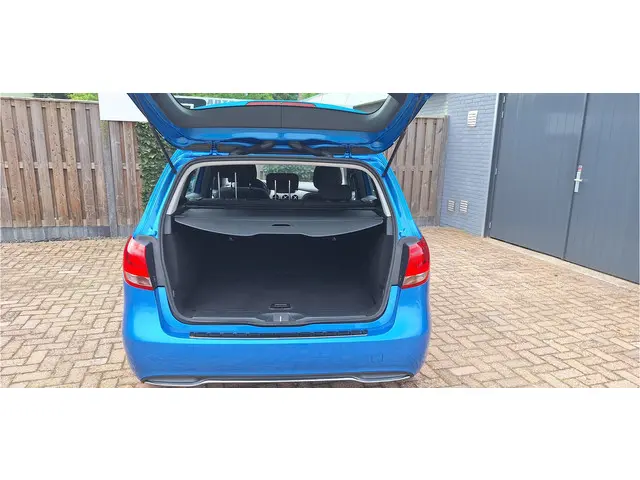 Mercedes-Benz B-Klasse 180 Ambition 2016 Benzine 9