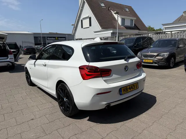 BMW 1 Serie 120i Sport 2015 Benzine 6