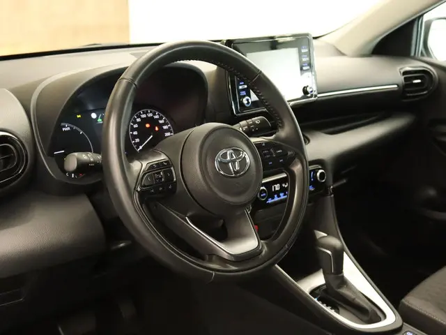 Toyota Yaris 1.5 Hybrid Active 2022 Hybride Benzine 3