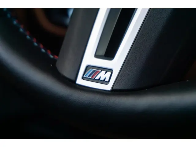 BMW M5 5 Serie Competition 2020 Benzine 37