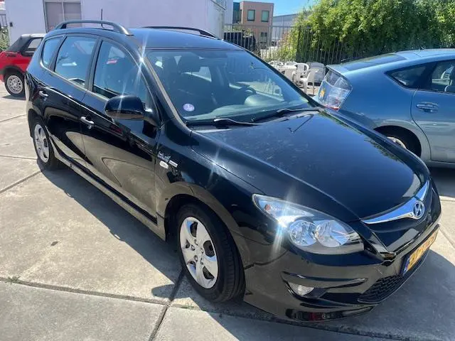 Hyundai i30 CW-nette auto 1.4i i-Drive Cool 2012 Benzine 2