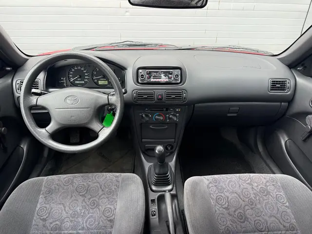 Toyota Corolla 1.3-16V Terra | NAP | SCHAKEL | 1999 Benzine 11