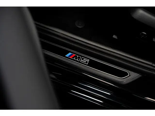 BMW M5 5-serie Touring 2025 Hybride Benzine 9