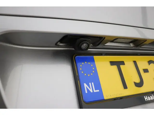 Citroën Grand C4 Picasso 1.2 PureTech Feel 2018 Benzine 30