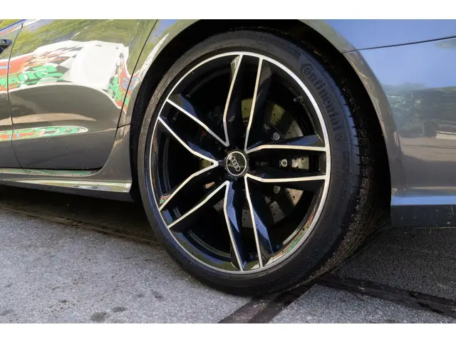 Audi RS6 Avant 4.0 TFSI RS 6 quattro 2015 Benzine 40