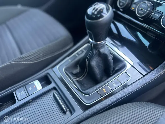 Volkswagen Golf 1.2 TSI CUP|PDC|LED|CLIMATE|APK 2014 Benzine 16