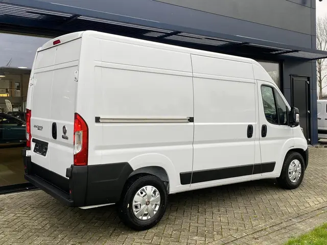 Fiat Ducato 35 2.2D 180pk Automaat L2H2 2024 Diesel 5