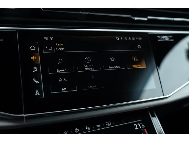 Audi Q8 55 TFSI-E quattro 2023 Hybride Benzine 46