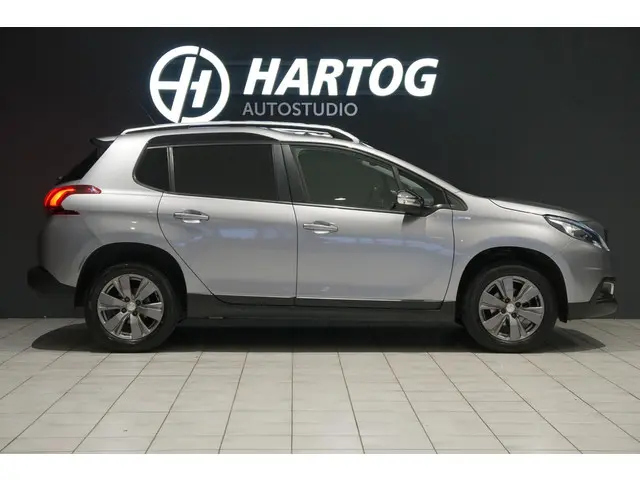Peugeot 2008 1.2 PureTech Allure 2018 Benzine 10