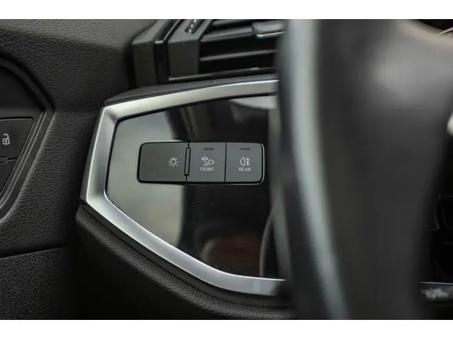 Audi Q3 35 TFSI S edition|PANO|LEER|CAMERA 2019 Benzine 21