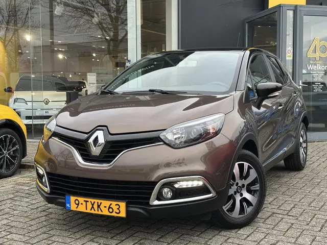 Renault Captur TCe 120 Expression 2014 Benzine 2