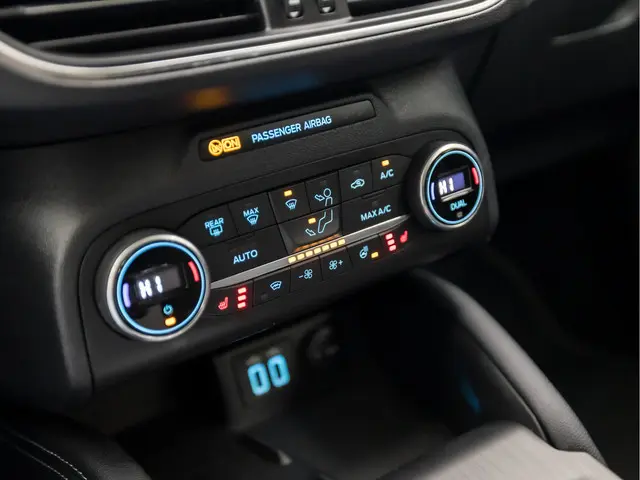 Ford Focus Wagon 1.0 EcoBoost Titanium X 2020 Benzine 9