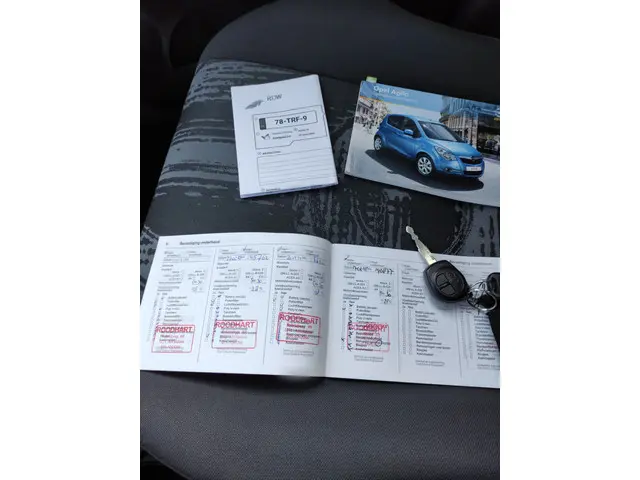 Opel Agila 1.0 Edition APK tot 22-03-2026 2012 Benzine 12