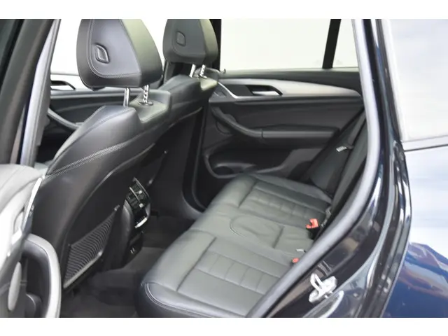 BMW iX3 High Executive 80 kWh 2021 Elektrisch 8