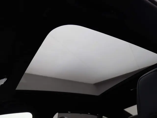 BMW M5 Sedan 2025 Hybride Benzine 23