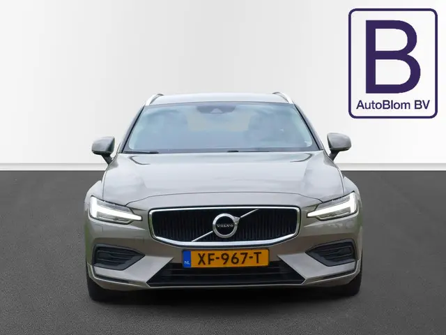 Volvo V60 2.0 T5 Momentum 2018 Benzine 4
