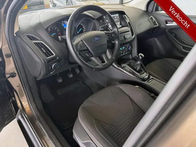 Ford Focus Wagon 1.0 Ecoboost Titanium 2016 Benzine 12
