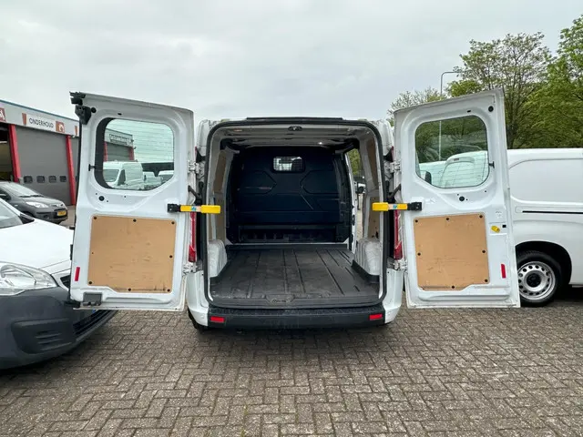 Ford Transit Custom 300 2.0 TDCI L1H1 Trend 2020 Diesel 11