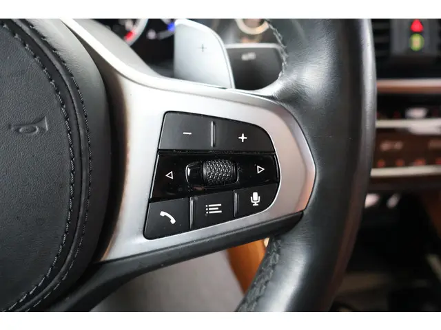 BMW X4 xDrive20i High Executive 2020 Benzine 16