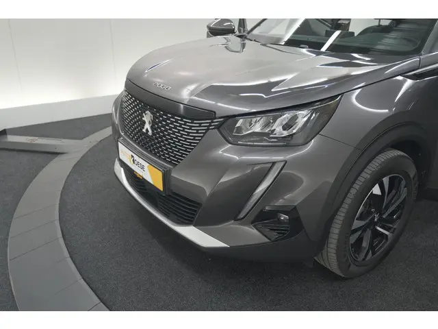 Peugeot 2008 PureTech 130 EAT8 Allure Pack 2021 Benzine 16