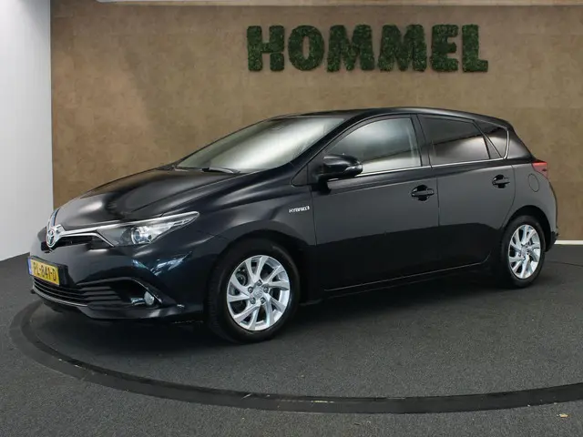 Toyota Auris 1.8 Hybrid Dynamic 2017 Hybride Benzine