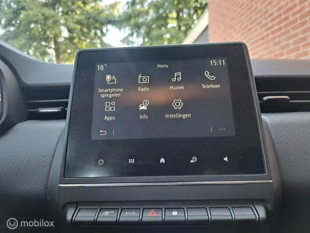 Renault Clio 1.0 TCe 90 Equilibre 2023 Benzine 16